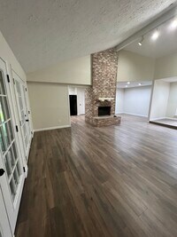 711 Leicester Ln photo'