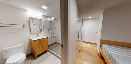 121 Auburn St, Unit 2 in Cambridge, MA - Foto de edificio - Building Photo
