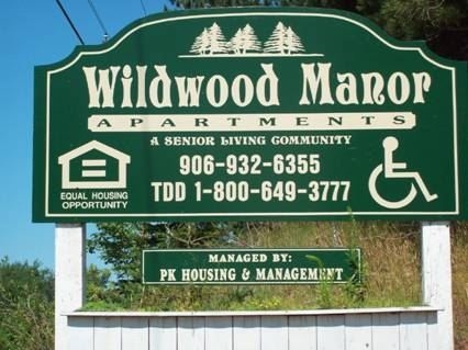 Wildwood Manor in Ironwood, MI - Building Photo