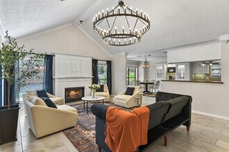 416 Live Oak Ln in Friendswood, TX - Building Photo - Building Photo