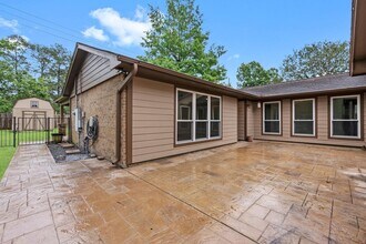 21710 Glenbranch Dr in Spring, TX - Building Photo - Building Photo