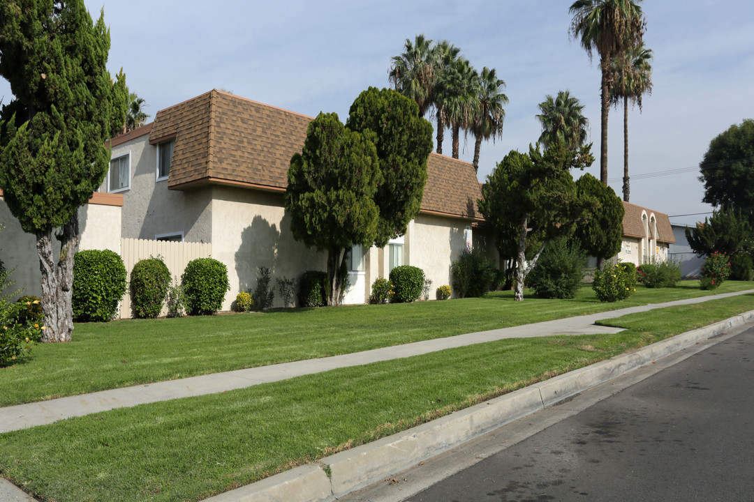 Cambria Park Apartments in Loma Linda, CA - Foto de edificio