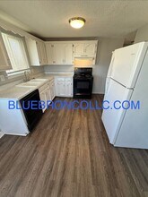 4100-4102 NE 43rd Terrace in Kansas City, MO - Building Photo - Building Photo