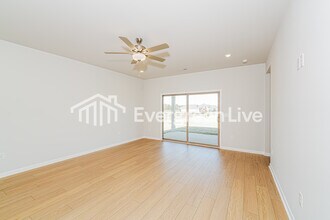 202 Paca Ln in Huntsville, AL - Building Photo - Building Photo