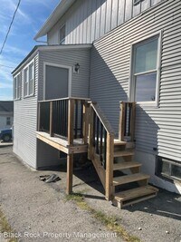 416 Reilly Ave photo'