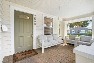 2560 4th Ave S in St. Petersburg, FL - Building Photo - Building Photo