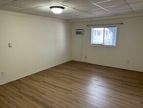 1231 N Galena Ave in Dixon, IL - Foto de edificio - Building Photo