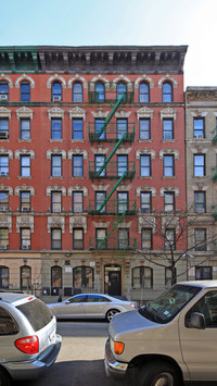 211 W 109th St in New York, NY - Foto de edificio - Building Photo