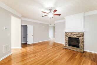 864 Parc River Blvd in Lawrenceville, GA - Foto de edificio - Building Photo