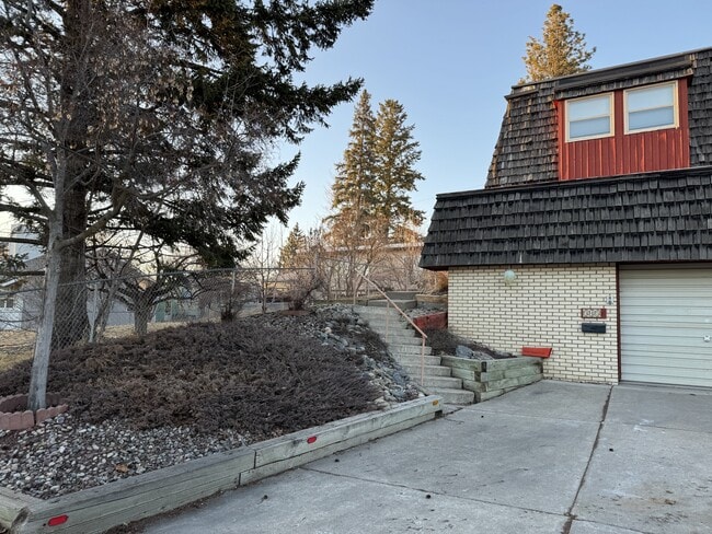 property at 343 W Utah St