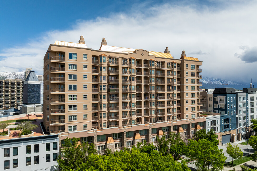 The Parc at Gateway in Salt Lake City, UT - Foto de edificio