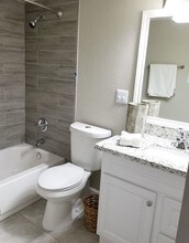 2100 Winrock Blvd in Houston, TX - Building Photo - Building Photo