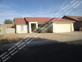 144 S Mulberry St in Florence, AZ - Building Photo