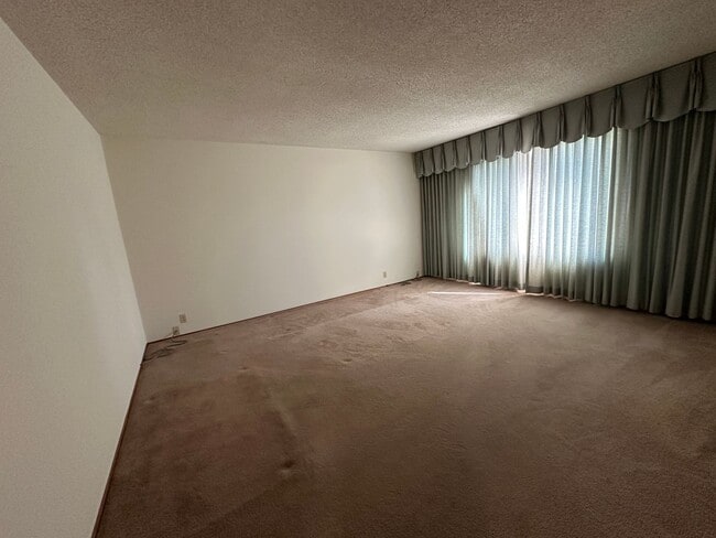 4373 Vistapark Dr in San Jose, CA - Building Photo - Building Photo