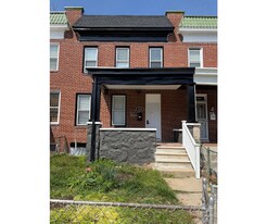 3806 Harlem Ave in Baltimore, MD - Building Photo