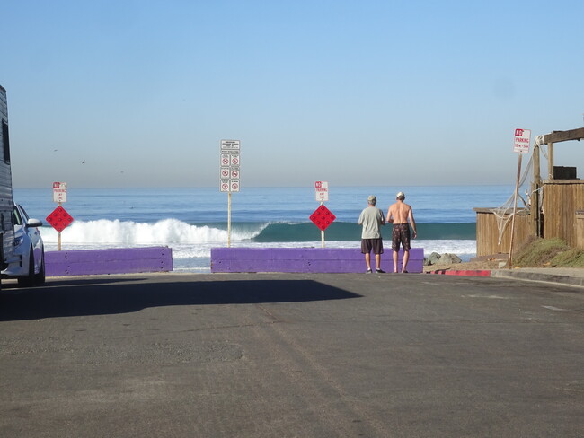 239 Ebony Ave, Unit 3 in Imperial Beach, CA - Foto de edificio - Building Photo