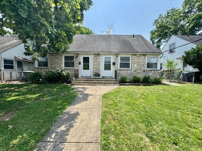 property at 1545-1547-1547 W 7th Ave