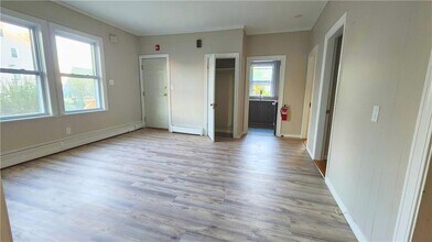 126 Welles St in Woonsocket, RI - Building Photo - Building Photo