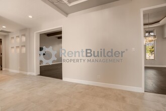 370 Big Horn Ridge Dr NE in Albuquerque, NM - Building Photo - Building Photo