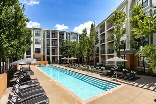 Tapestry at Brentwood Town Center in Brentwood, TN - Building Photo