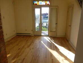642 Quinnipiac Ave, Unit 642 in New Haven, CT - Building Photo - Building Photo