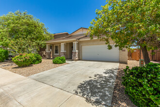 14853 N 173rd Dr in Surprise, AZ - Foto de edificio - Building Photo