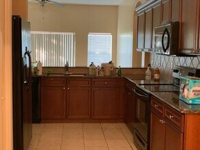 5524 Brackenwood Dr in Spring Hill, FL - Building Photo - Building Photo
