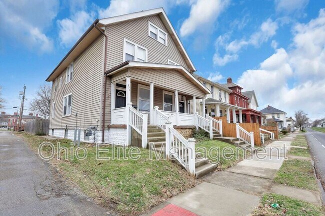 295 E Woodrow Ave in Columbus, OH - Building Photo - Building Photo