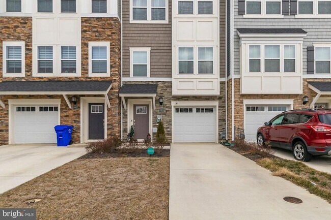 10939 Drummond Pl in Waldorf, MD - Building Photo - Building Photo