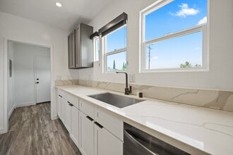 1023 Tremont St, Unit 1029 in Los Angeles, CA - Building Photo - Building Photo