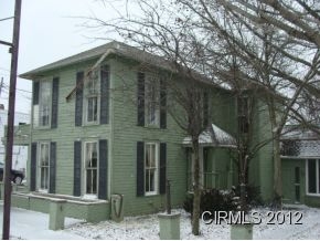800 Michigan Rd in Burlington, IN - Foto de edificio - Building Photo