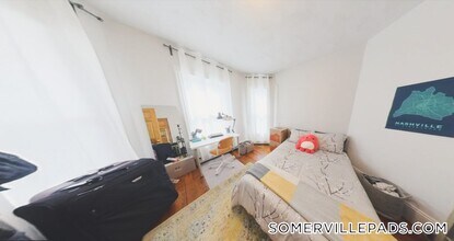 339 Beacon St, Unit A in Somerville, MA - Foto de edificio - Building Photo