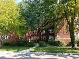 506 N Cuyler Ave, Unit 1R in Oak Park, IL - Building Photo