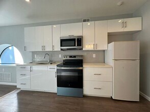 1650 S Camac St in Philadelphia, PA - Building Photo - Building Photo