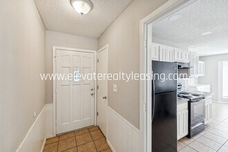 11168 S Douglas Ave in Jenks, OK - Building Photo - Building Photo