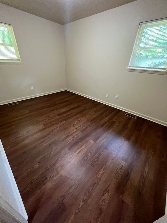 1202 N 28th St in Van Buren, AR - Building Photo - Building Photo