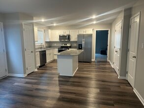 2040 Dolly Dr in Richmond, KY - Building Photo - Building Photo