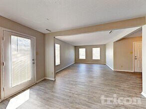 10152 Golden Dr in Noblesville, IN - Building Photo - Building Photo