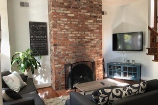 703 13th St NE, Unit A in Washington, DC - Building Photo