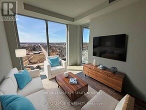 39 Mary St in Barrie, ON - Building Photo - Building Photo