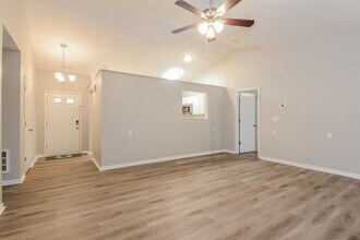 1251 Matthews Ct in Franklin, IN - Building Photo - Building Photo