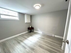 15 Albany St in St John's, NL - Building Photo - Building Photo