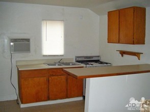 5 Units Apartments in Desert Hot Springs, CA - Building Photo - Building Photo