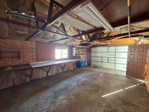 1611 Schreiber St in Cedar Falls, IA - Building Photo - Building Photo