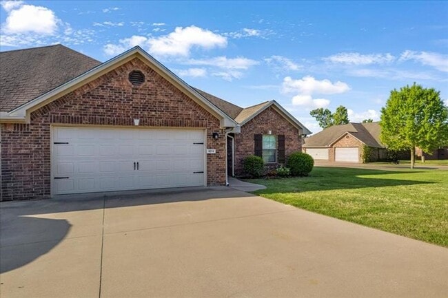 4052 Stonebridge Dr in Tyler, TX - Building Photo - Building Photo