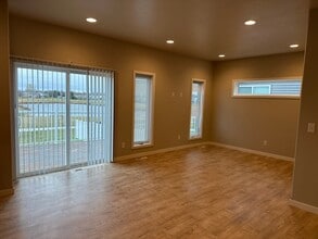 3226 31st St S in Moorhead, MN - Building Photo - Building Photo