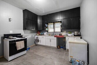 11527 S La Salle St in Chicago, IL - Building Photo - Building Photo