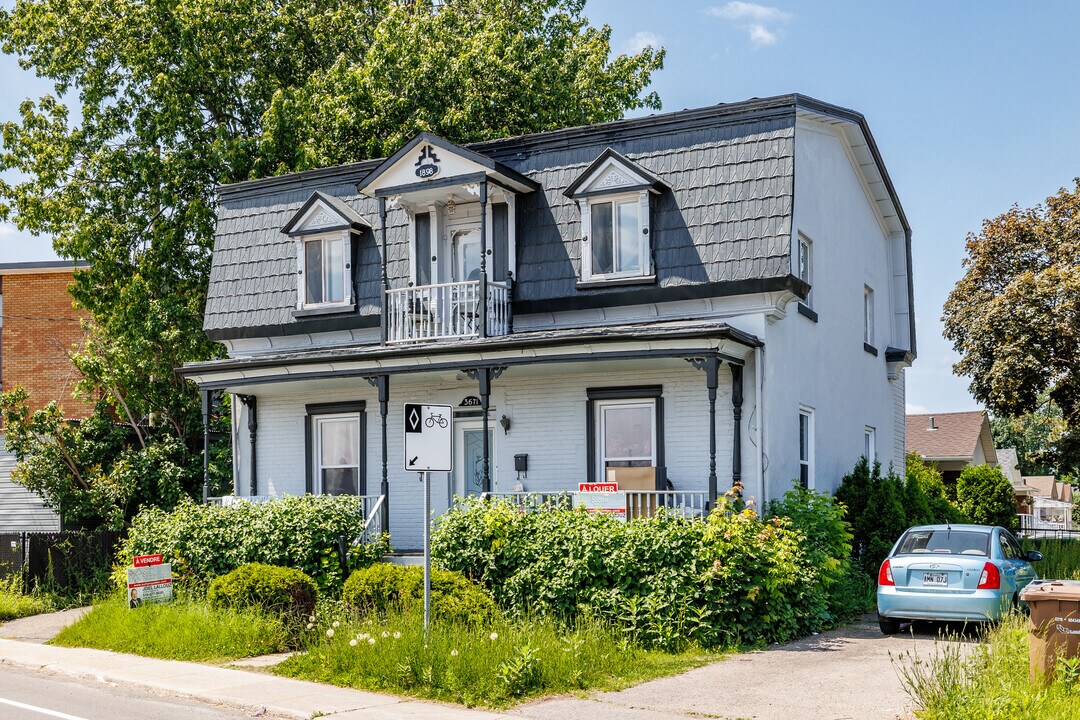 3671-3671A Du Souvenir Ch in Laval, QC - Building Photo