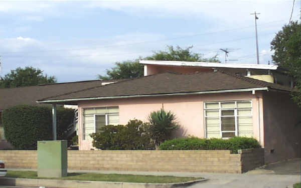 4750-4754 Kraft Ave in North Hollywood, CA - Building Photo - Building Photo