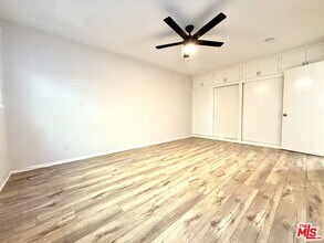 925 S Holt Ave in Los Angeles, CA - Building Photo - Building Photo